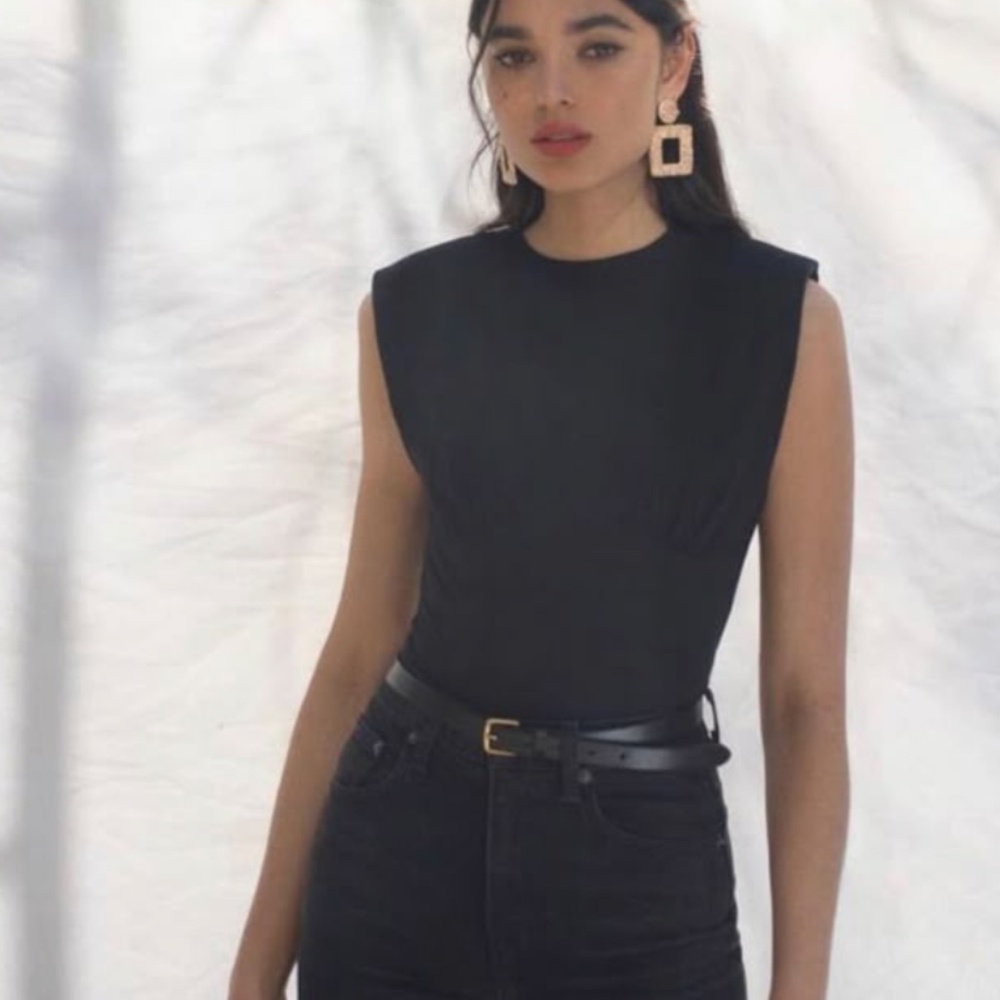 Reformation Wilton top with shoulder pads in black size S NWT